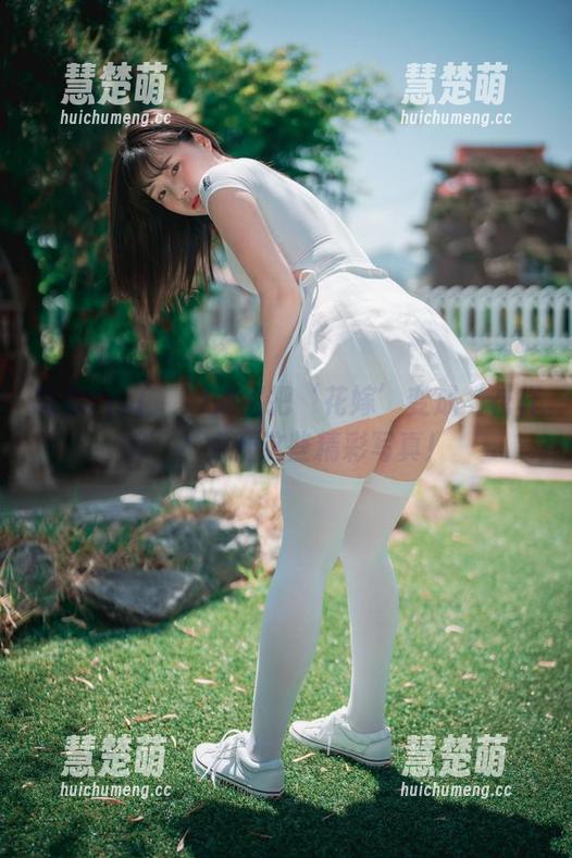 想看Pia(피아)如何把‘花嫁’变成‘花样嫁’？点开这些精彩写真！