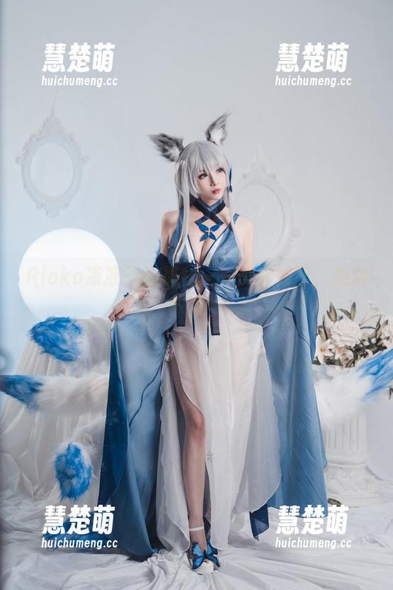 Rioko凉凉子 Rioko凉凉子送福利——美脚如云,免费下载!