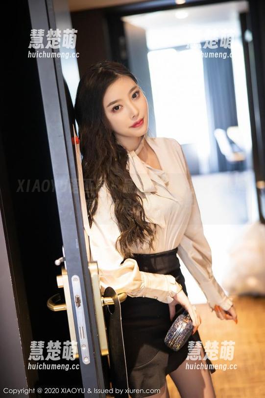 XIAOYU语画界 - 最新！程程程海边美图，看来真是个水中仙子