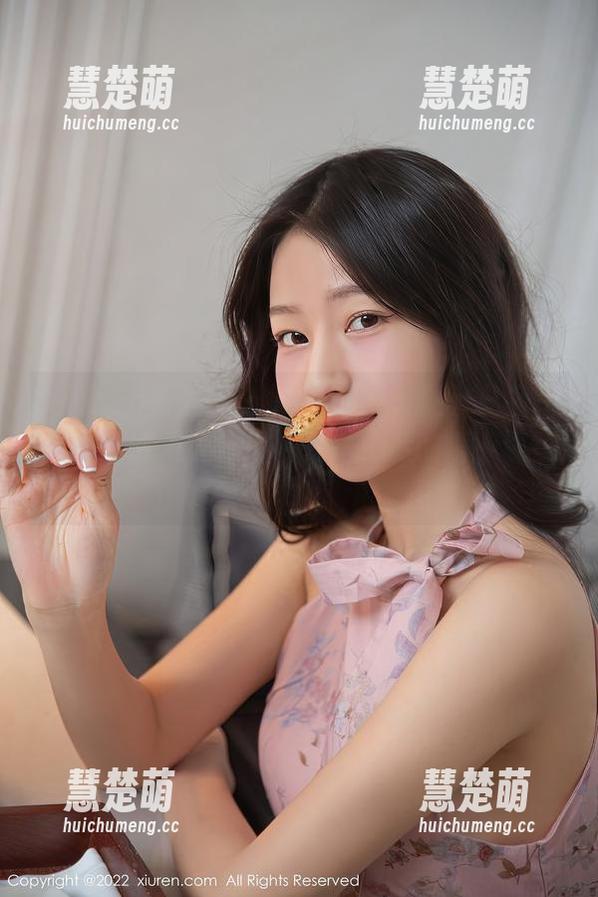 Xiuren秀人网 - 慧敏Vivi的夏日私房：看她如何用逆光打破我对生活的所有误解！