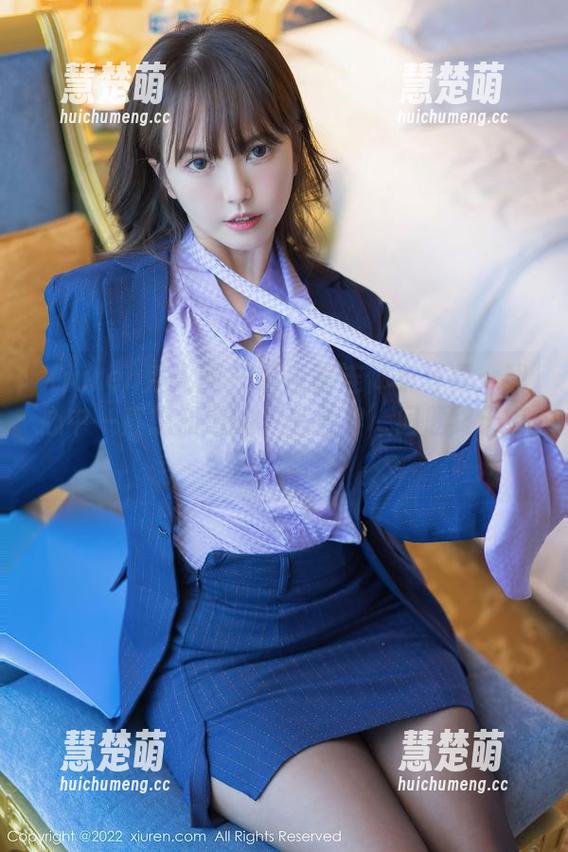 Xiuren秀人网 - 萌白酱连体衣写真：我心中一直想知道的‘怎么穿’问题终于有答案了