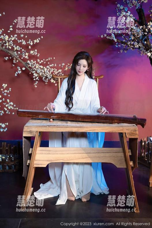 Xiuren秀人网 - 美图无限，兔女郎出没！软软酱的精彩作品等你下载！