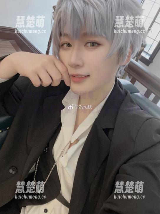 这组Zyra秋的居家图集，简直是“人间尤物”的真实写照，难怪这么多人爱收藏。
