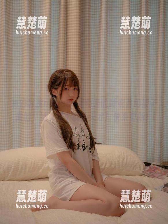 别告诉我nagesa魔物喵的睡衣是用被子做的，她真是个设计天才！快来更新！