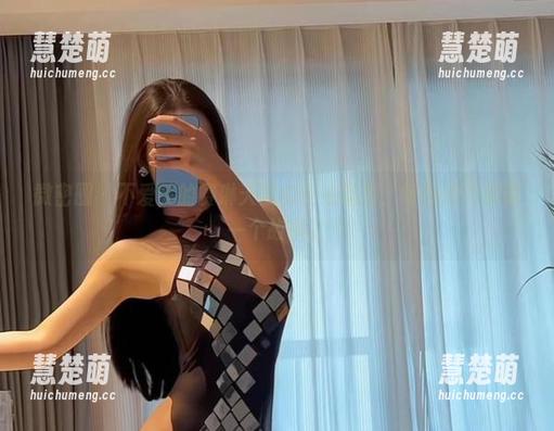 微密圈 - 不爱笑的赛琳天使的在线巡展：每张图片都是一个故事。