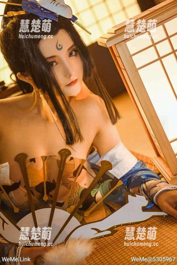 古阿扎 微密圈 - 古阿扎的白色写真作品:白的让人想打个哈欠,但又有点吸引力