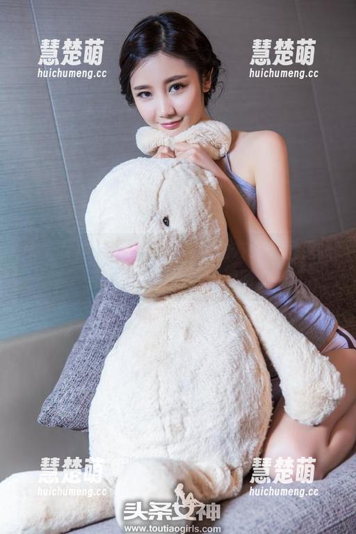 头条女神 - 高清看刘瑾希女友，简直是隔着屏幕也能感觉到温暖。