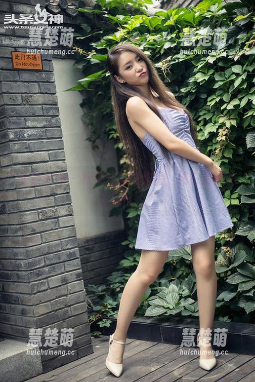 头条女神 - 松果儿最新作品，纯白到底让人想什么？