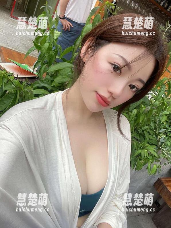 微密圈 - 资源丰富的奶宝妹纸，女仆的一天不止如此！