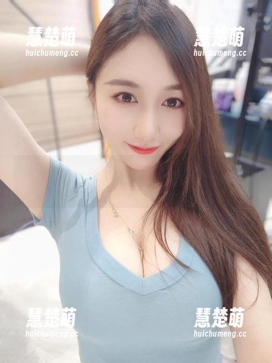 微密圈 - 小玉吃果冻的浴室时光：在线图片，瞬间捕捉那份恰到好处的惬意