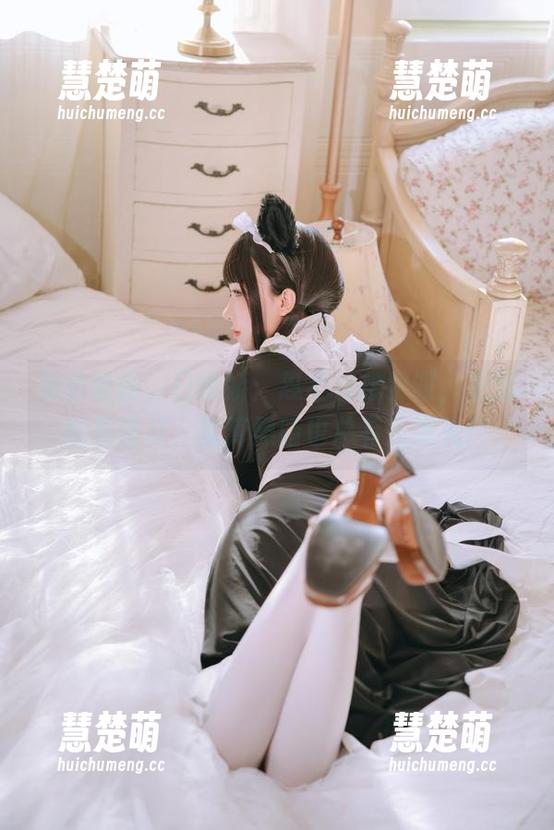 日奈娇 黑色套图,日奈娇:忍不住想赞叹,生活就是这样,就算黑暗也总有人发光!