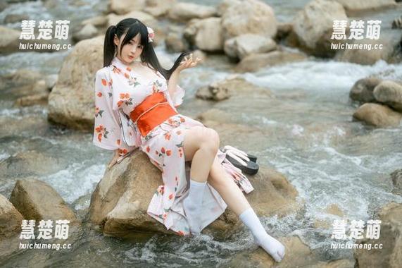 桜井宁宁 网盘里的桜井宁宁,肉丝写真仿佛在悄悄诉说春天的故事。