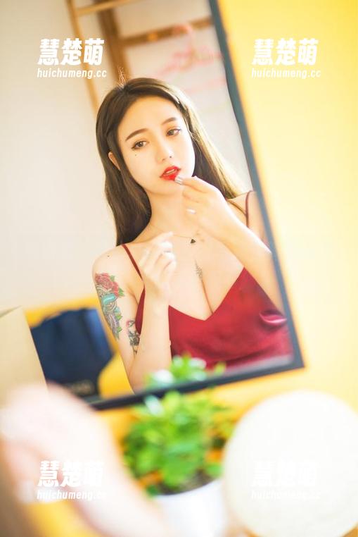 洛丽塔大哥认真做的夏日写真，简直颠覆我的审美观