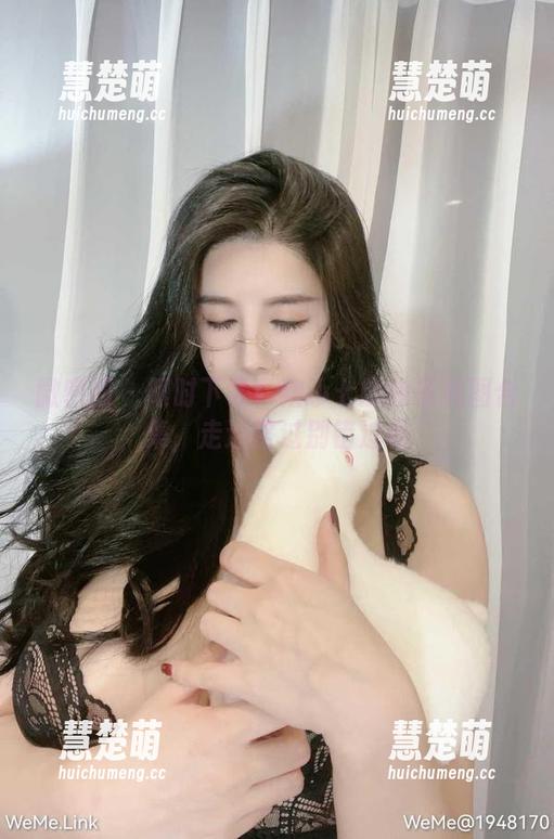 微密圈 - 限时下载！猪小七的独家视图合集，走过路过别错过呦