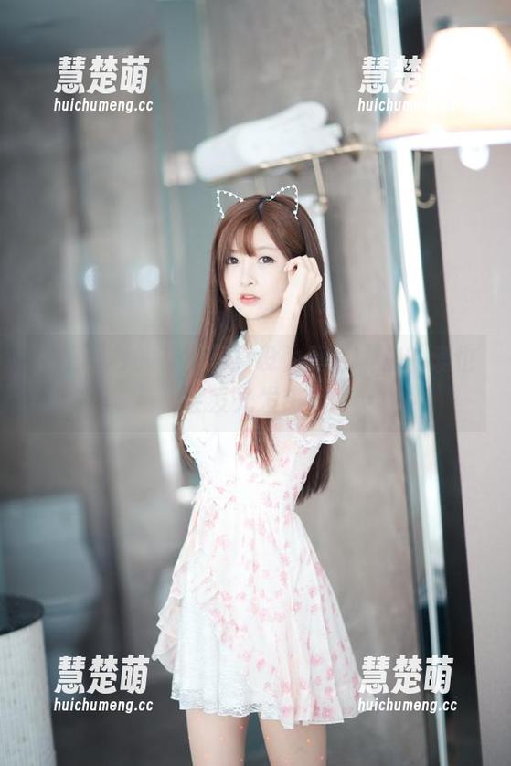 王羽杉 把王羽杉的花嫁写真设为壁纸,你的爱也会发光发热!