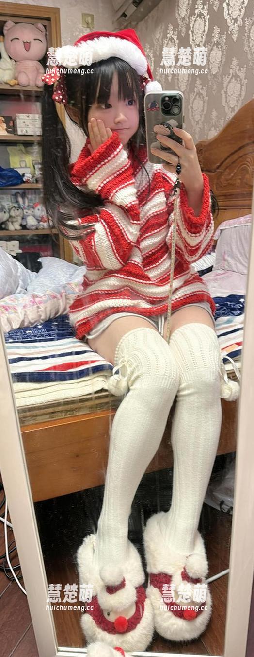 谁能抵挡神沢永莉的灰丝花裙子照片？这图片得下载才行！