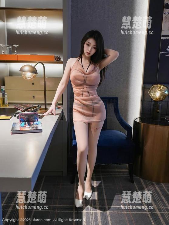 秀人网-Elise谭晓彤 秀人网 - Elise谭晓彤的网袜套图,真是又美又坏,心痛掉一地!
