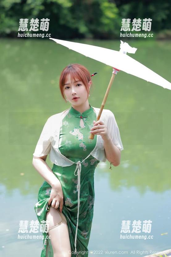 秀人网 - 唐安诺的白裙精选：好想把她的裙子借回家，虽然不知道干嘛用…