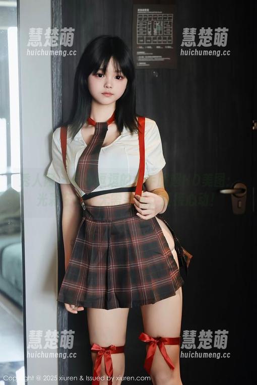 秀人网 - 是小逗逗的水手服超HD美图：光彩夺目，无需导航，直接心动！