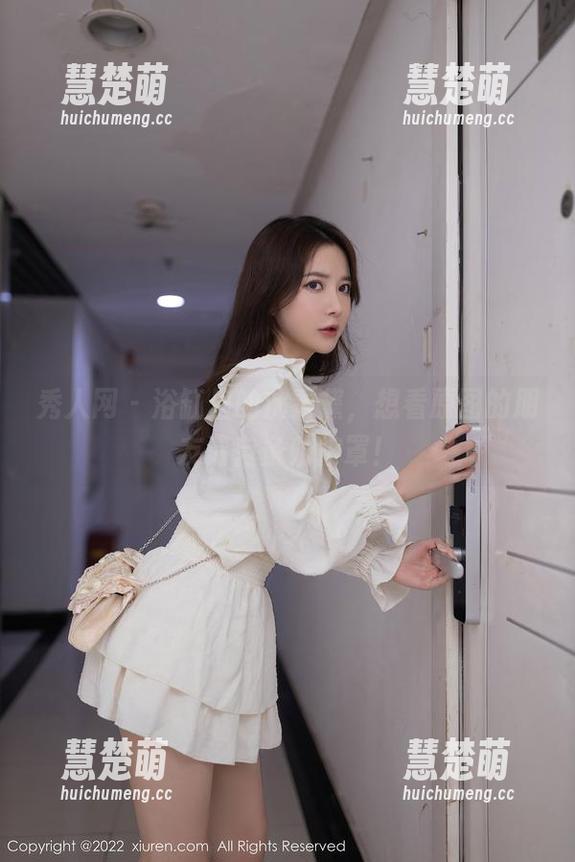 秀人网-沈青黛 秀人网 - 浴缸里的沈青黛,想看原图的朋友请自备防护罩!