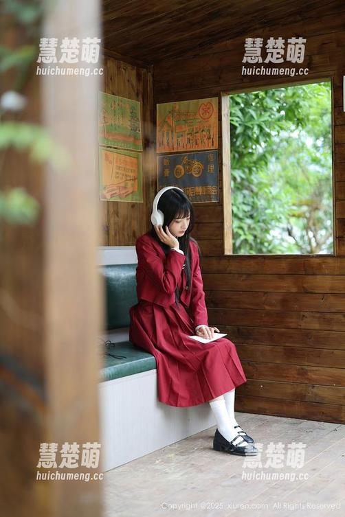 秀人网-龙女sunny 秀人网 - 龙女sunny的粉色幻想:原图写真让你沉浸其中,无法自拔