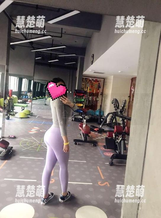 微密圈 - 探索紫色哒豚豚的学姐魅力，作品集与原图合体，来感受一下吧！