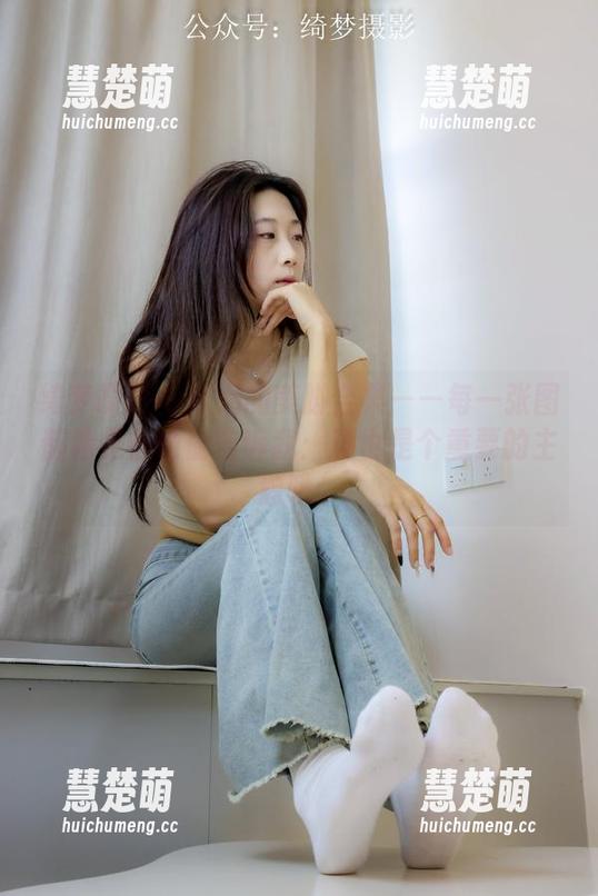 绮梦摄影-秋月 绮梦摄影 - 秋月的美脚合集——每一张图都像是在偷偷告诉我:脚也是个重要的主题哦。