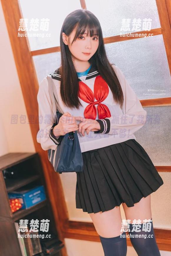 图包里的霜月shimo巫女，抓住了我所有的注意力，真让人看不够！