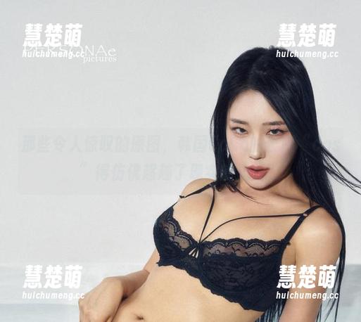 那些令人惊叹的原图，韩国CoCo的长腿“cos”得仿佛超越了现实的边界。