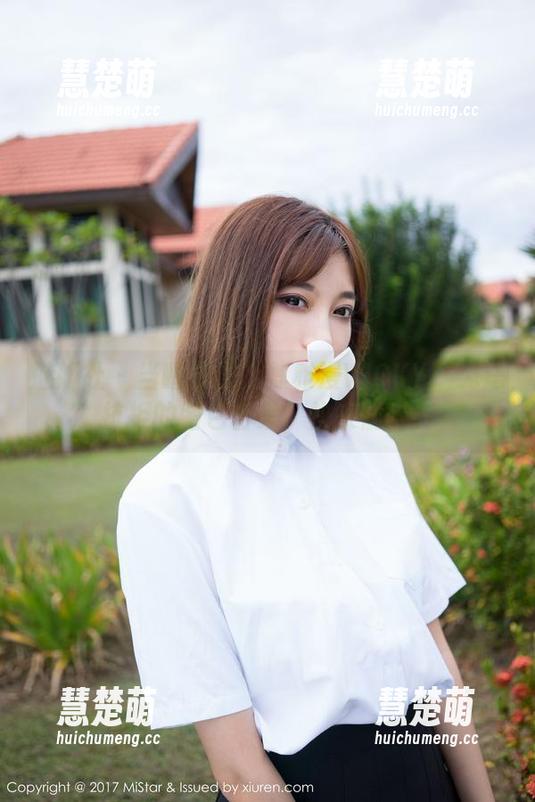 魅妍社 - 当睡衣遇上陈雅漫VICKY：无法抗拒的图包合集，快来偷瞄！